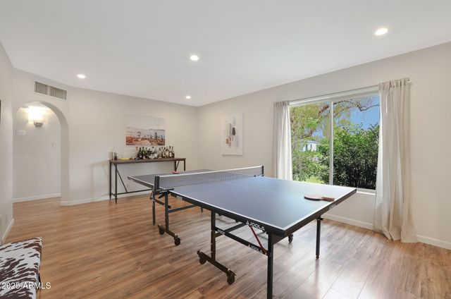 2226 E FAIRMOUNT Avenue, Phoenix, AZ 85016