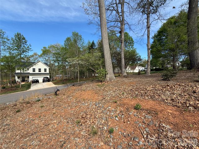 155 Greenwich Drive, Statesville, NC 28677