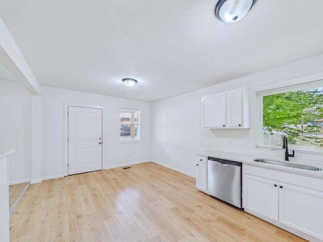 4311 W 18Th Street, Little Rock, AR 72204