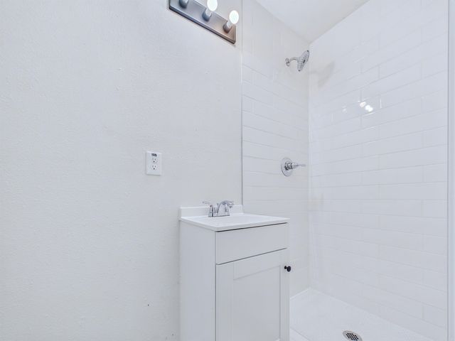 4311 W 18Th Street, Little Rock, AR 72204