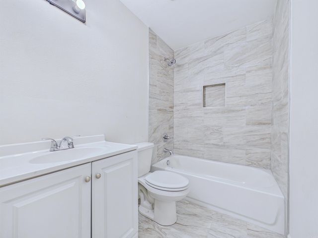 4311 W 18Th Street, Little Rock, AR 72204