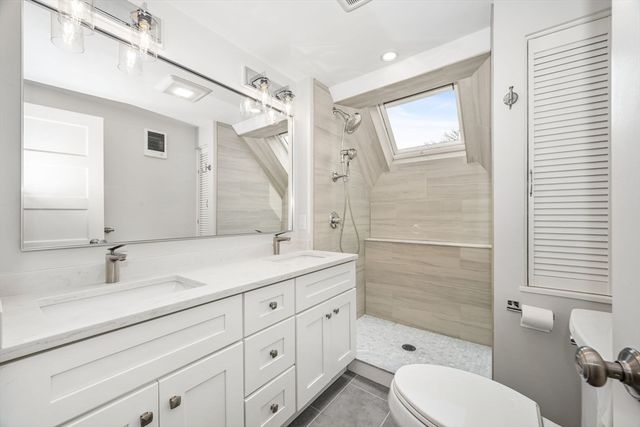 5 Hampstead Ln 2, Boston, MA 02130