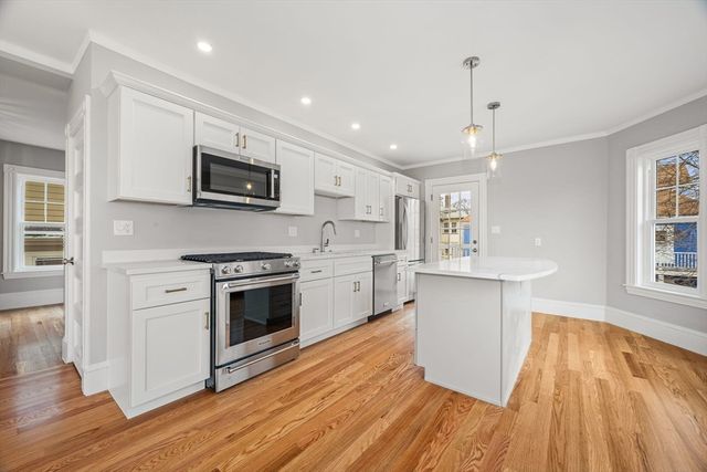 5 Hampstead Ln 2, Boston, MA 02130