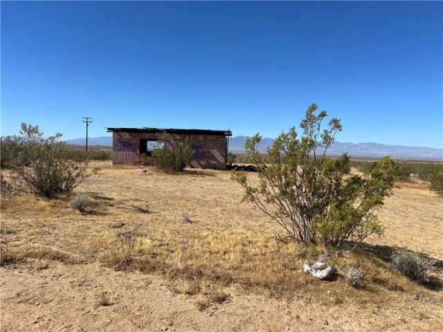 25229 E Avenue J, Lancaster, CA 93535