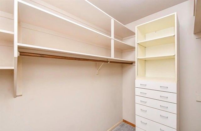 11747 Riverview Dr, Houston, TX 77077