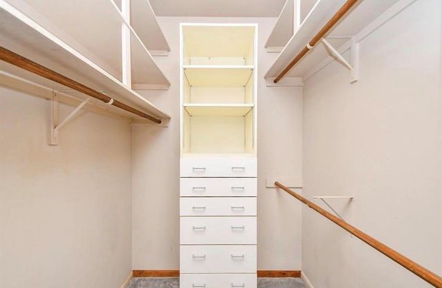 11747 Riverview Dr, Houston, TX 77077