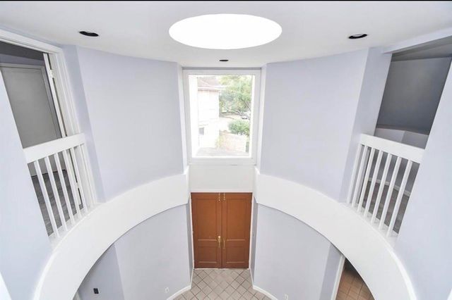 11747 Riverview Dr, Houston, TX 77077