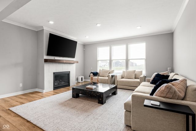 2155 Hengist Drive, Westfield, IN 46074