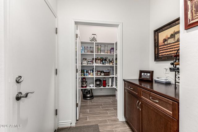 1184 W SILVER CREEK Lane, San Tan Valley, AZ 85140