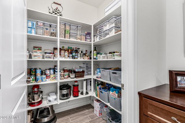 1184 W SILVER CREEK Lane, San Tan Valley, AZ 85140