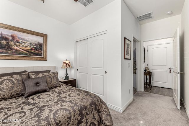 1184 W SILVER CREEK Lane, San Tan Valley, AZ 85140