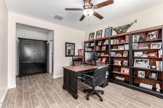 1184 W SILVER CREEK Lane, San Tan Valley, AZ 85140