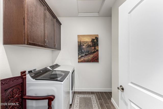 1184 W SILVER CREEK Lane, San Tan Valley, AZ 85140