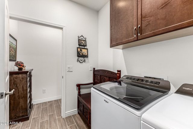 1184 W SILVER CREEK Lane, San Tan Valley, AZ 85140