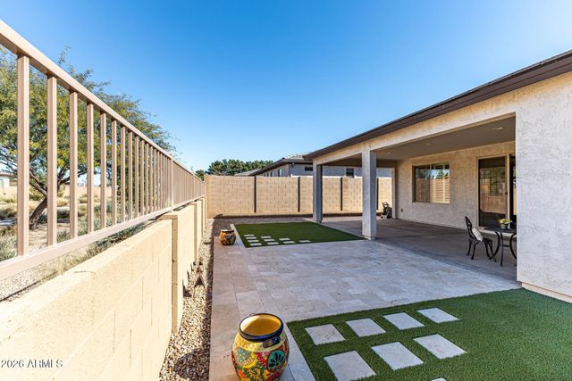 1184 W SILVER CREEK Lane, San Tan Valley, AZ 85140