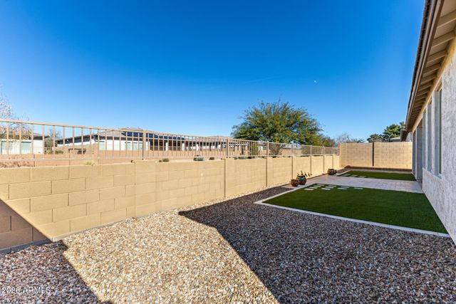 1184 W SILVER CREEK Lane, San Tan Valley, AZ 85140