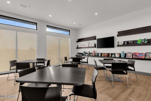 1184 W SILVER CREEK Lane, San Tan Valley, AZ 85140