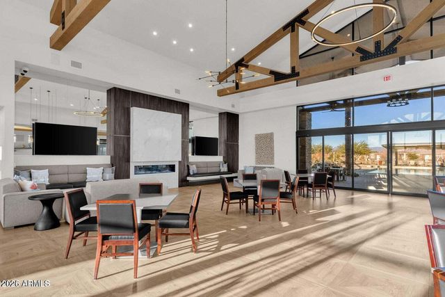 1184 W SILVER CREEK Lane, San Tan Valley, AZ 85140