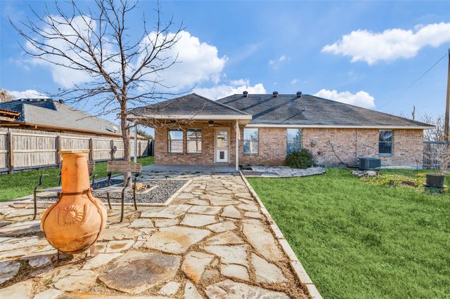 1521 Shawnee Road, Waxahachie, TX 75165