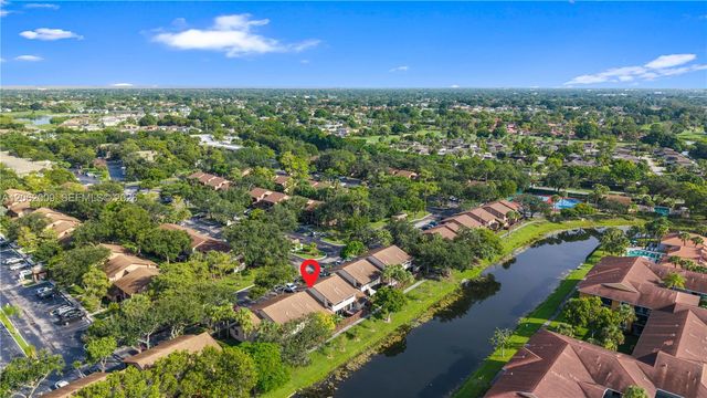 7640 NW 79th Ave L6, Tamarac, FL 33321