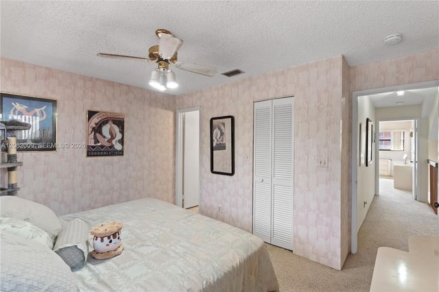7640 NW 79th Ave L6, Tamarac, FL 33321