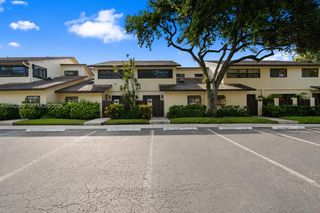 7640 NW 79th Ave L6, Tamarac, FL 33321