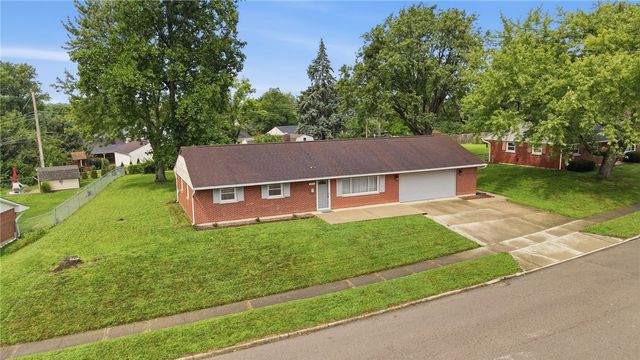 2821 Powhattan Place, Kettering, OH 45420