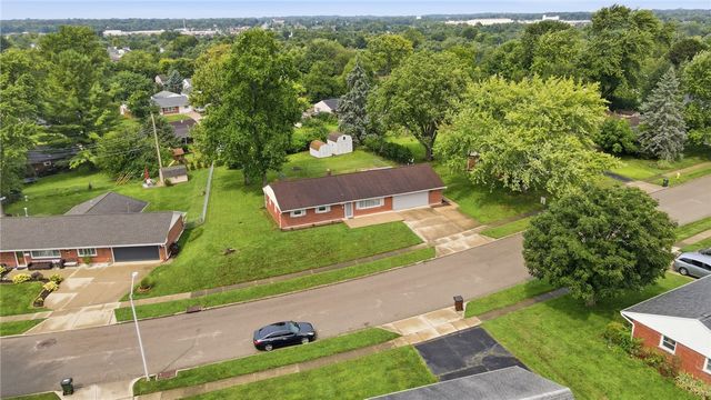 2821 Powhattan Place, Kettering, OH 45420