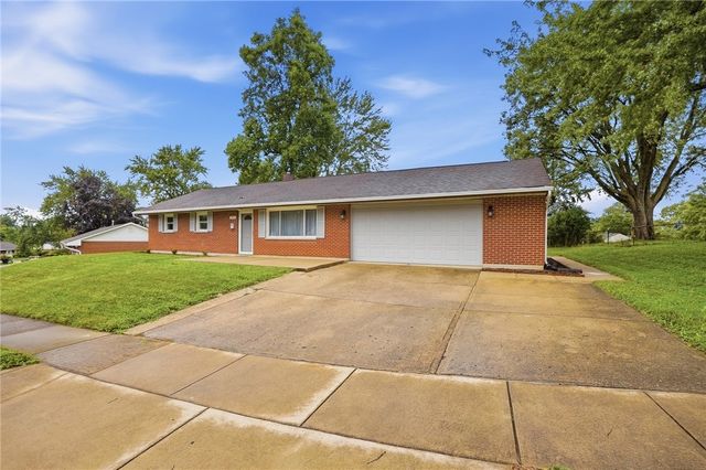 2821 Powhattan Place, Kettering, OH 45420