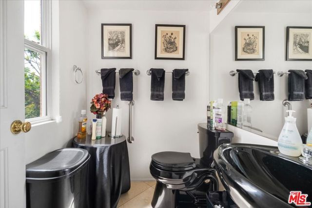 7307 Hannum Avenue, Culver City, CA 90230