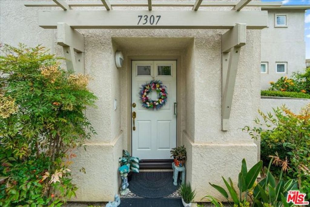 7307 Hannum Avenue, Culver City, CA 90230