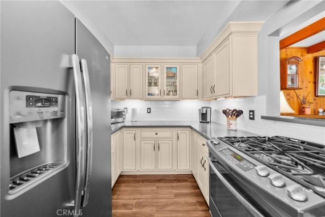 3506 Henrietta Ave, La Crescenta, CA 91214