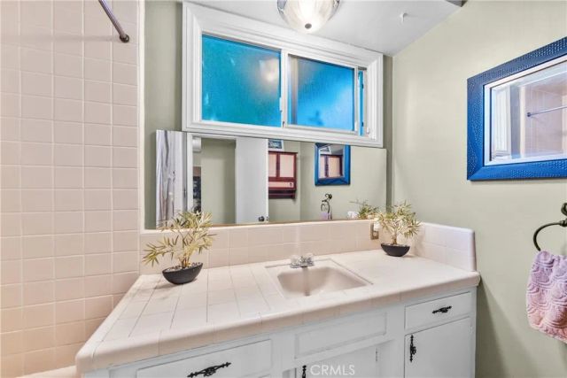 3506 Henrietta Ave, La Crescenta, CA 91214