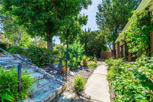 3506 Henrietta Ave, La Crescenta, CA 91214