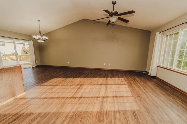 113 Timberwolf Court, Mankato, MN 56001