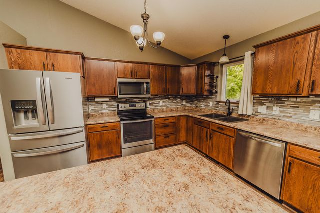 113 Timberwolf Court, Mankato, MN 56001