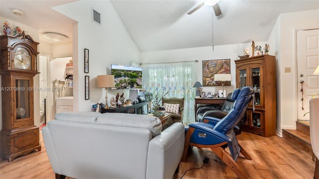 2071 Champions Way, North Lauderdale, FL 33068