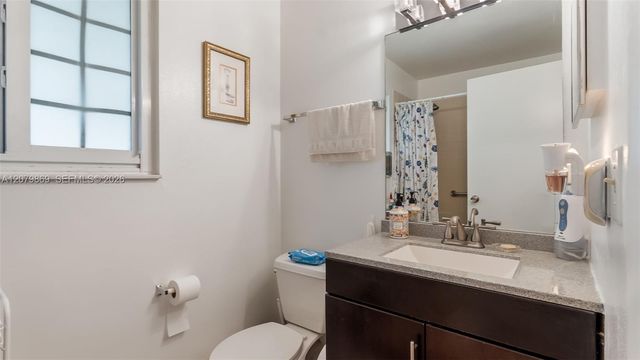 2071 Champions Way, North Lauderdale, FL 33068
