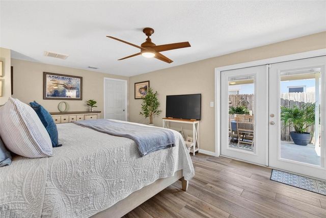 5900 BAYOU GRANDE BOULEVARD NE, St Petersburg, FL 33703