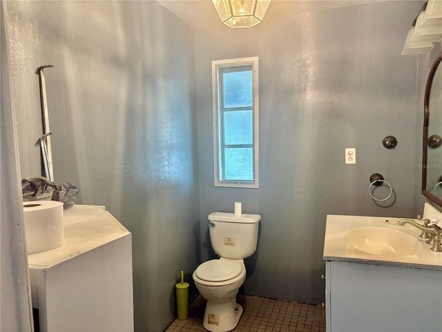 1601 MIDLOTHIAN STREET, Sarasota, FL 34234