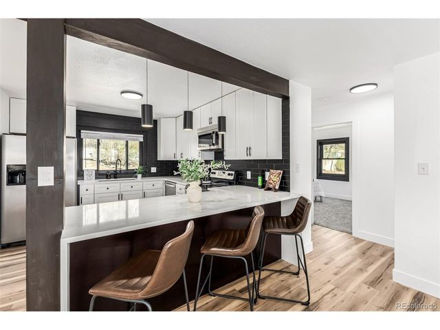 2731 Roosevelt Ave, Thornton, CO 80229