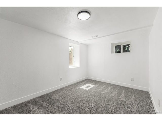 2731 Roosevelt Ave, Thornton, CO 80229