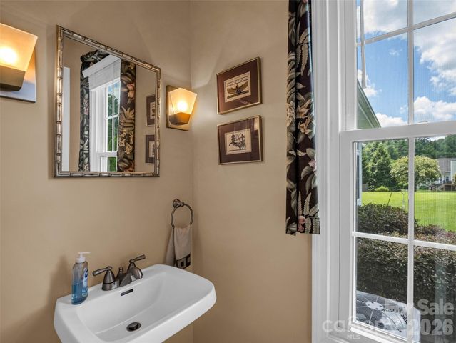 207 Sugar Hollow Road, Hendersonville, NC 28739