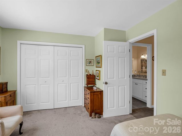 207 Sugar Hollow Road, Hendersonville, NC 28739