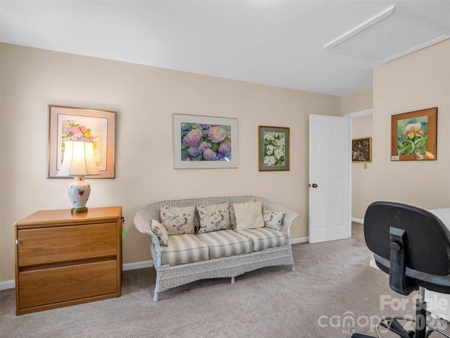 207 Sugar Hollow Road, Hendersonville, NC 28739
