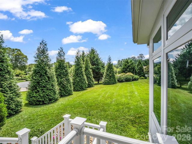 207 Sugar Hollow Road, Hendersonville, NC 28739