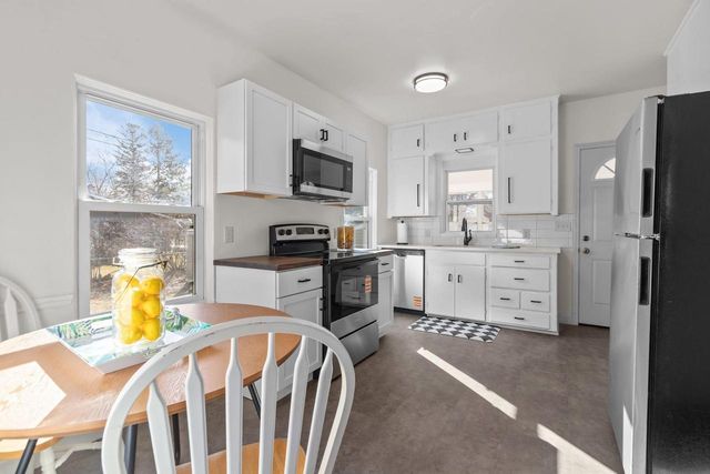 1830 S ONEIDA STREET, Appleton, WI 54915