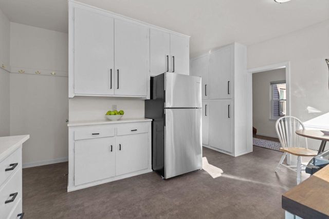 1830 S ONEIDA STREET, Appleton, WI 54915