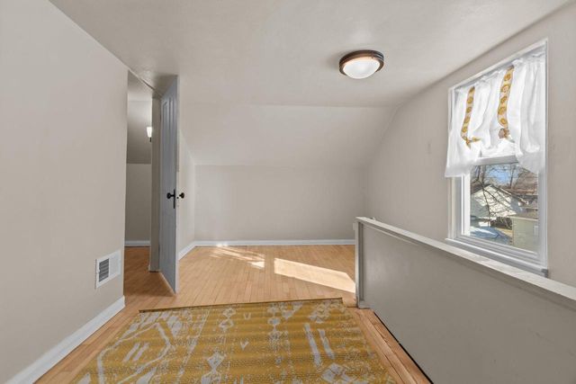 1830 S ONEIDA STREET, Appleton, WI 54915