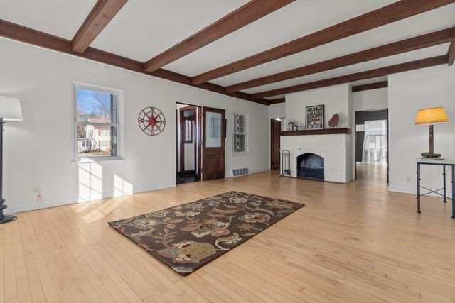 1830 S ONEIDA STREET, Appleton, WI 54915